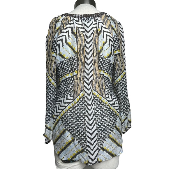 Hale Bob Black /White / Yellow Animal Print 100% Silk Beaded V Neckine Blouse Sm - Picture 12 of 16